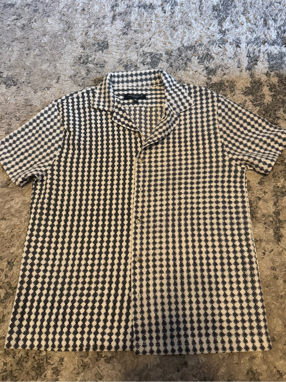 Men's vox populi Black and White Geo-Pattern Short Sleeve Button-Down Shirt